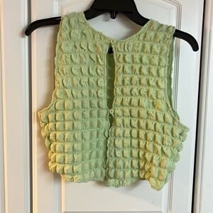 Urban outfitters/motel cropped vest
Size: S
Color: lime, green